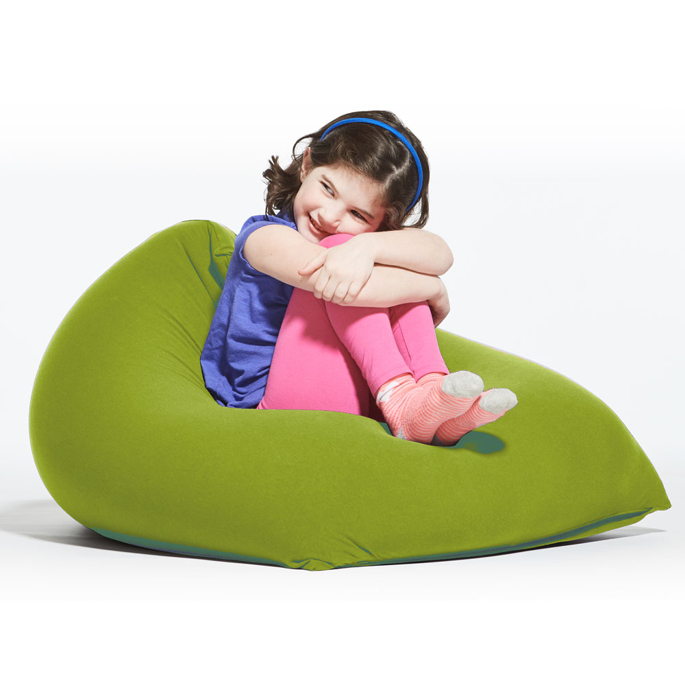 ヨギボーピラミッドと女の子